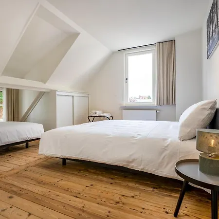 Holiday home Maison Chartreuse Bruges